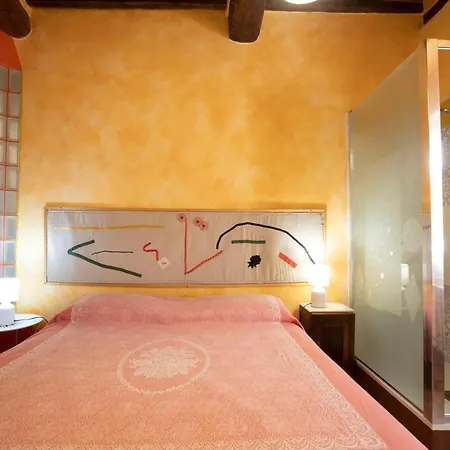 Nella Contrada Della Tartuca Apartment *